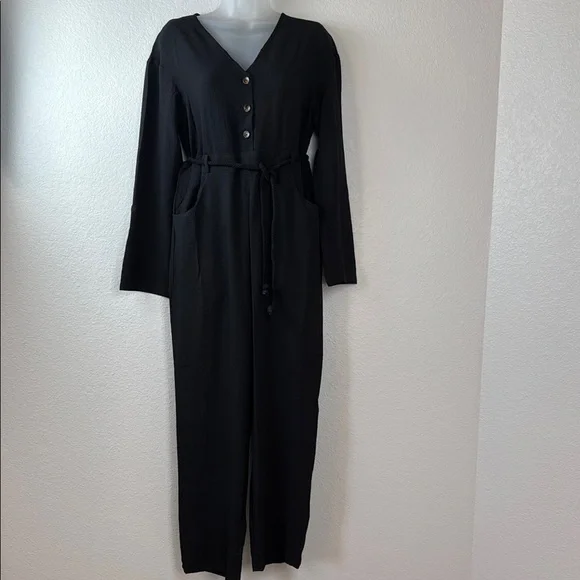 Area Stars Long Sleeve Button Front Belted Jumpsuit Bella Black Size X-Small NWT - Picture 3 of 10